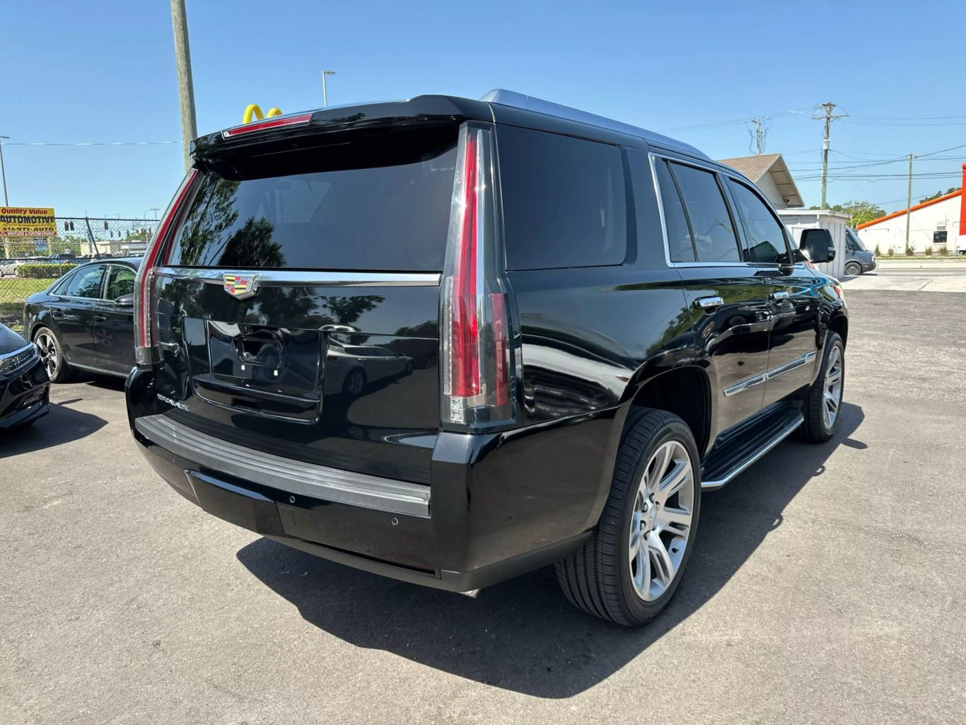 2017 CADILLAC ESCALADE SUV V8, 6.2 LITER LUXURY SPORT UTILITY 4D - Tampa Motor Cars