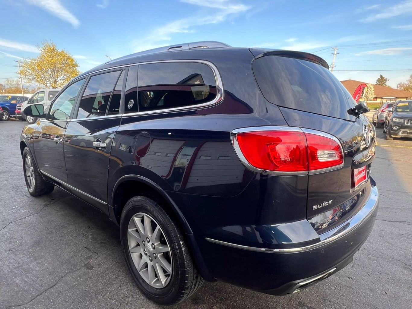2017 Buick Enclave - Image 8