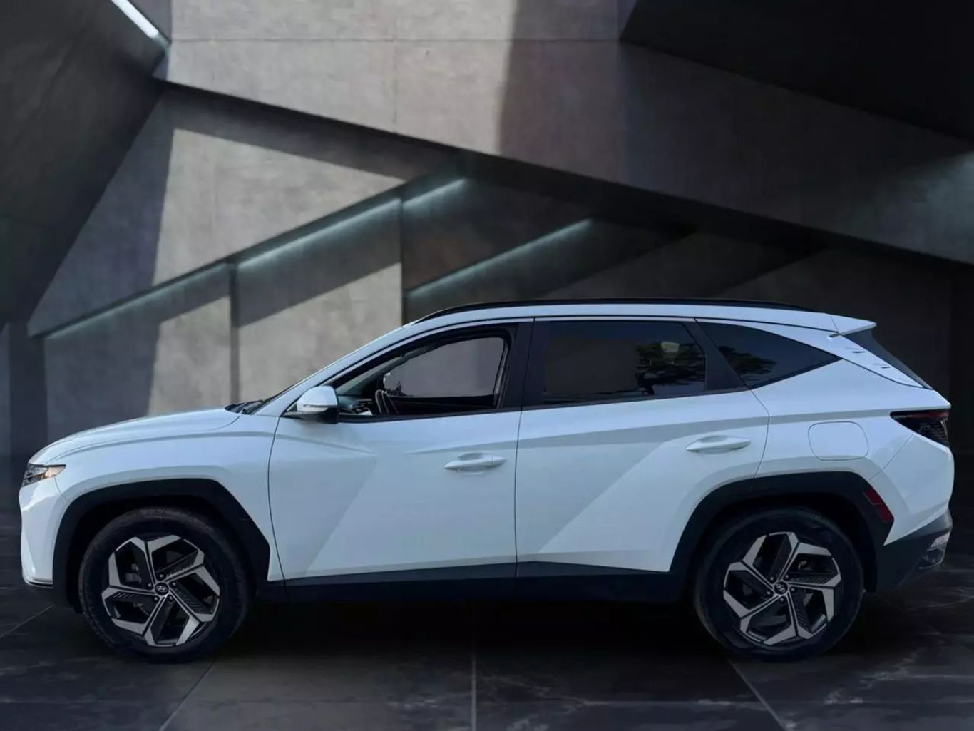 2022 HYUNDAI TUCSON SUV 4-CYL, GDI, 2.5 LITER XRT SPORT UTILITY 4D