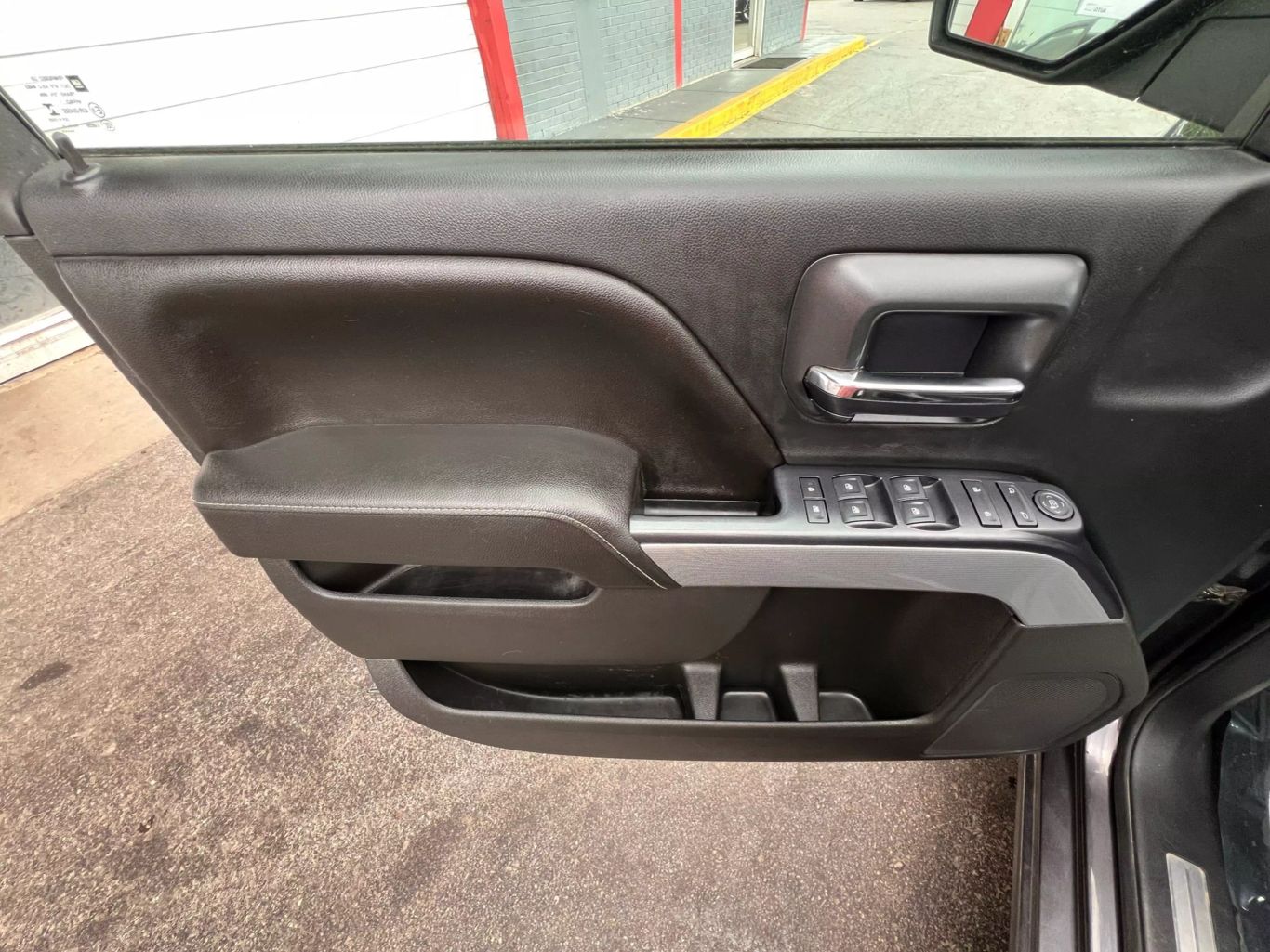 2015 Chevrolet Silverado 1500 Crew Cab - Image 14