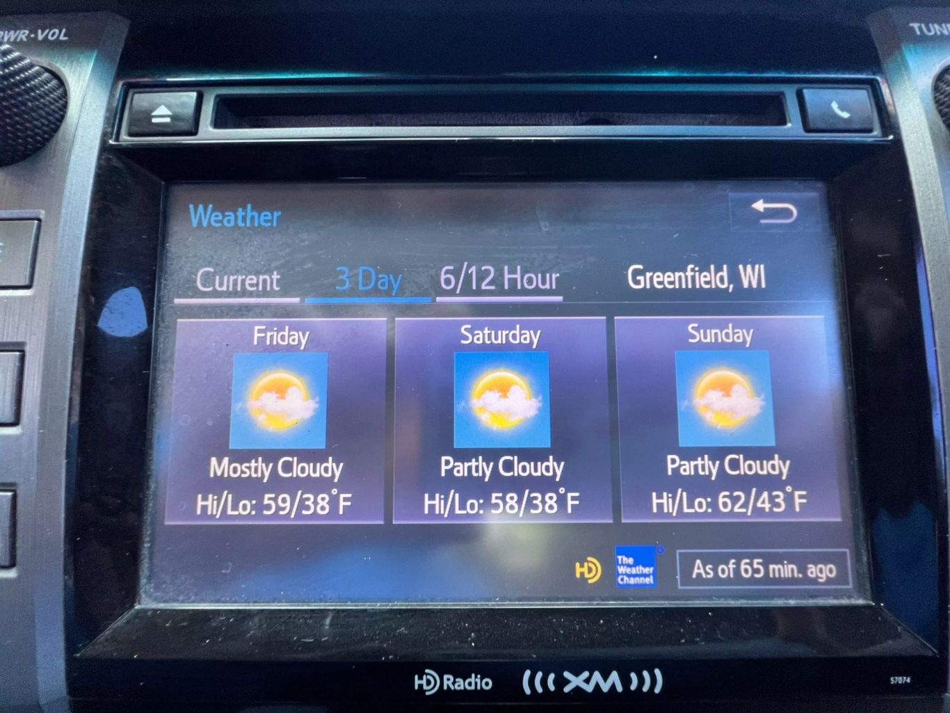 2014 Toyota Tundra Crewmax - Image 18
