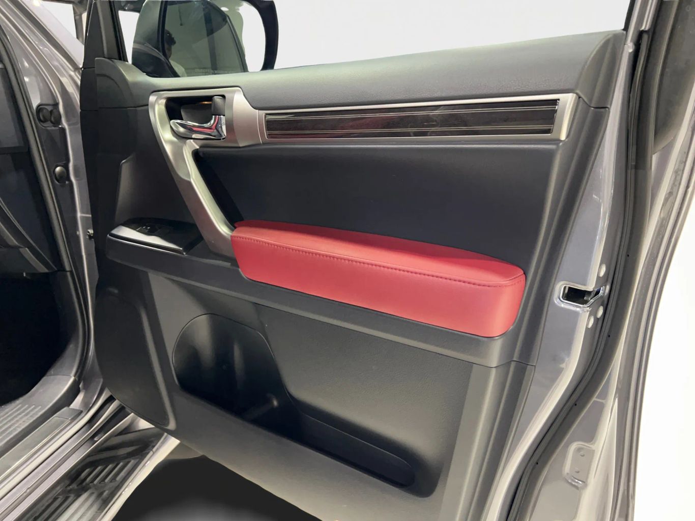2023 LEXUS GX SUV V8, 4.6 LITER GX 460 SPORT UTILITY 4D