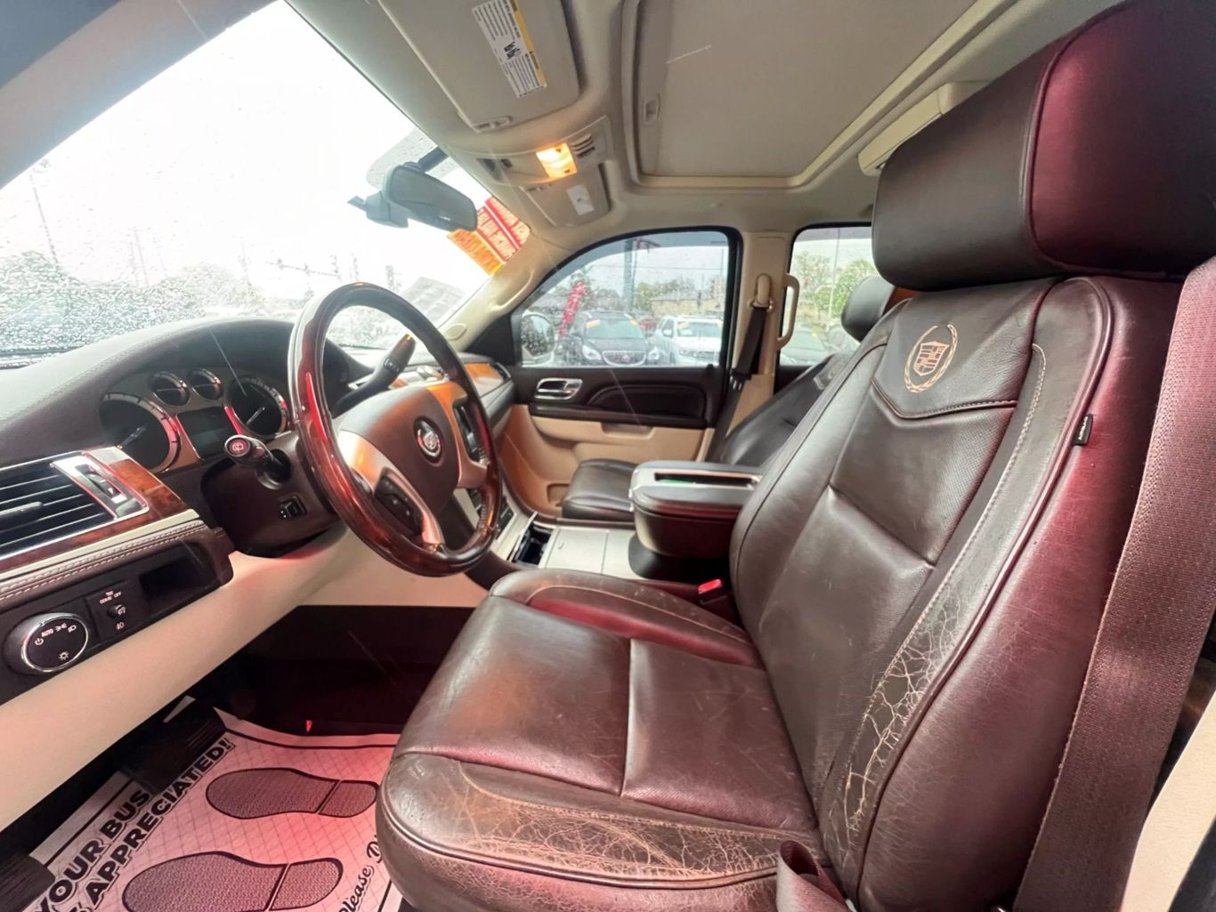2013 Cadillac Escalade - Image 11