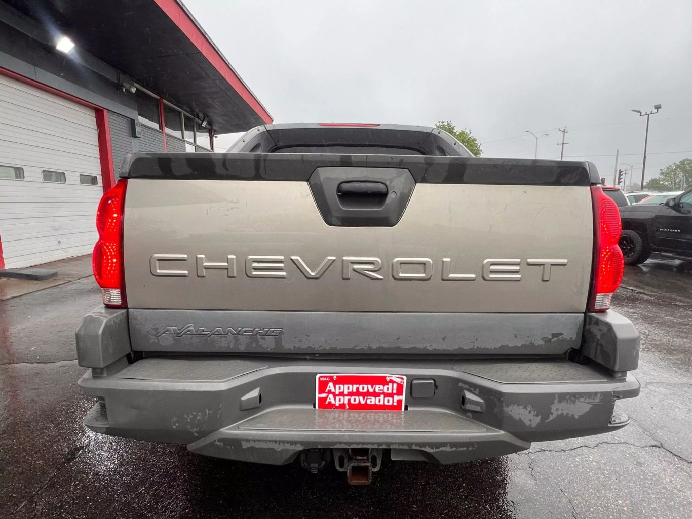 2002 Chevrolet Avalanche 1500 - Image 9