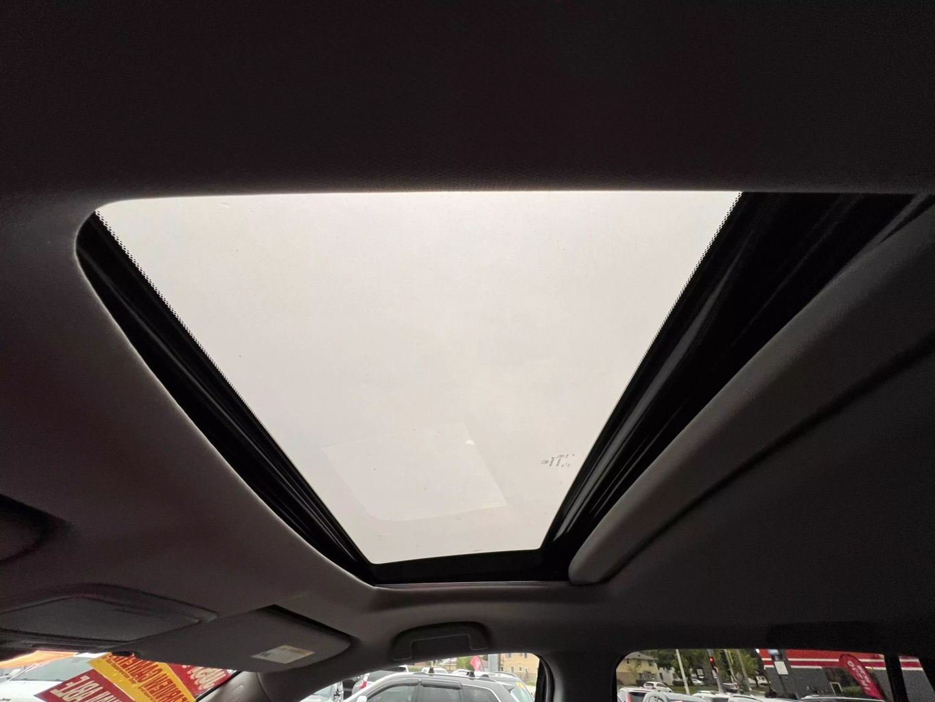 2018 Honda Pilot - Image 19