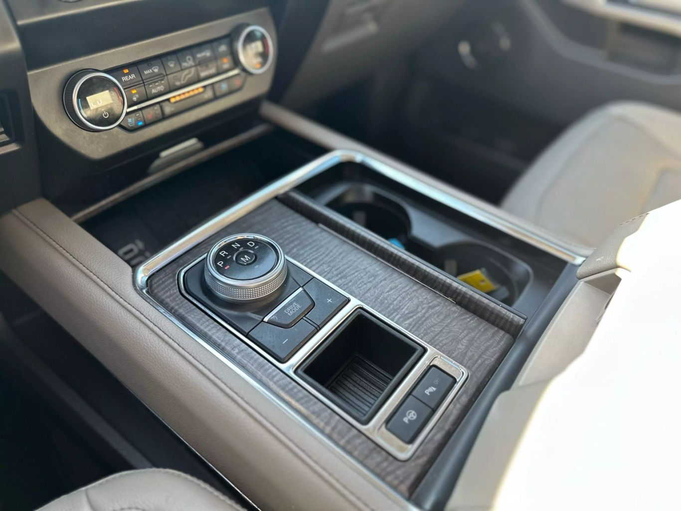 2019 FORD EXPEDITION SUV V6, ECOBOOST, TWIN TURBO, 3.5 LITER LIMITED SPORT UTILITY 4D - Tampa Motor Cars