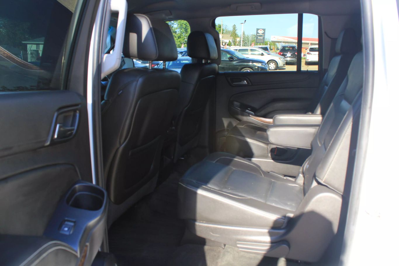 2015 Chevrolet Suburban Lt Sport Utility 4d - Image 24