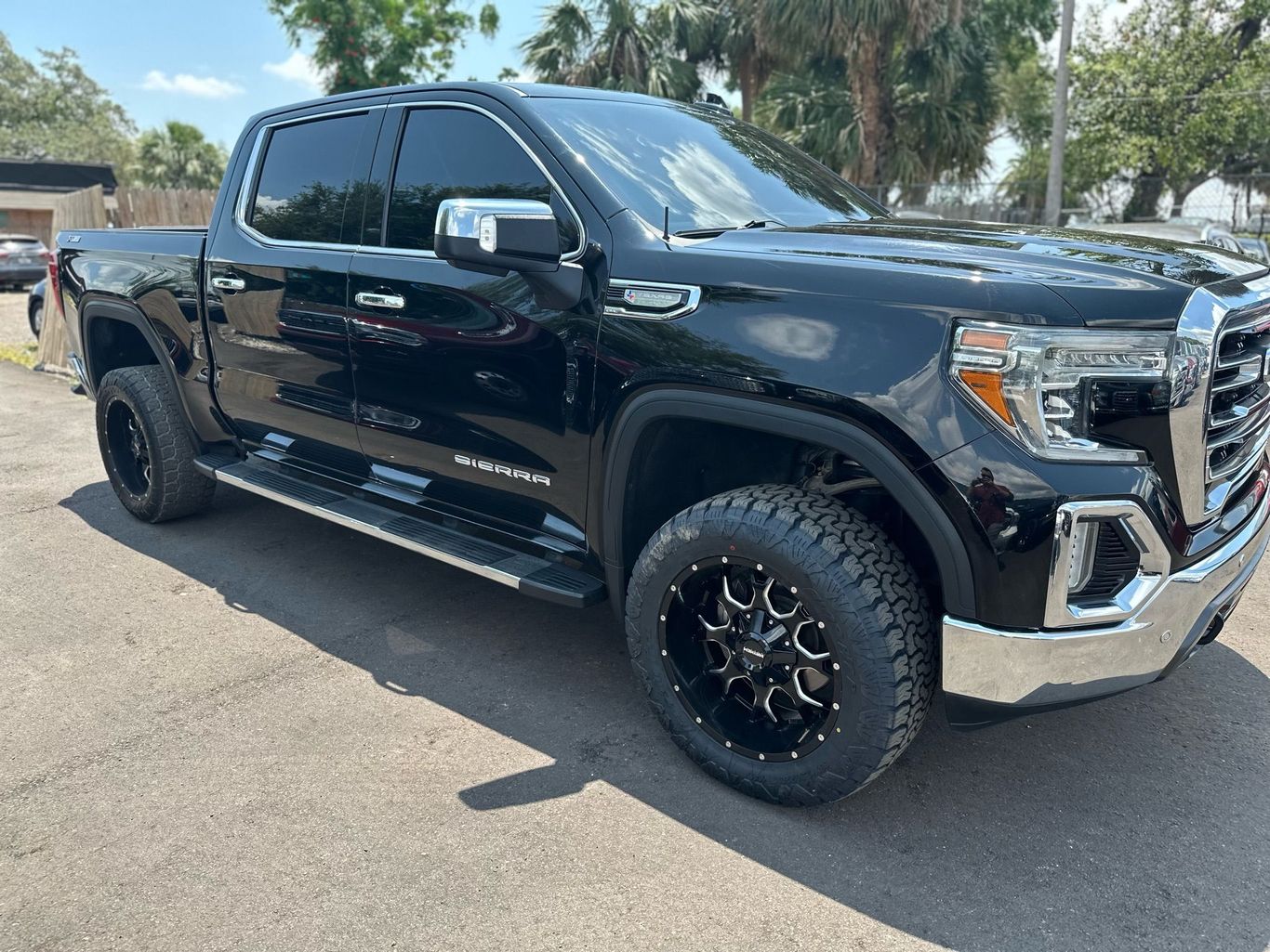2020 GMC SIERRA 1500 CREW CAB PICKUP V8, ECOTEC3, DFM, 5.3 LITER SLT PICKUP 4D 5 3/4 FT - Tampa Motor Cars