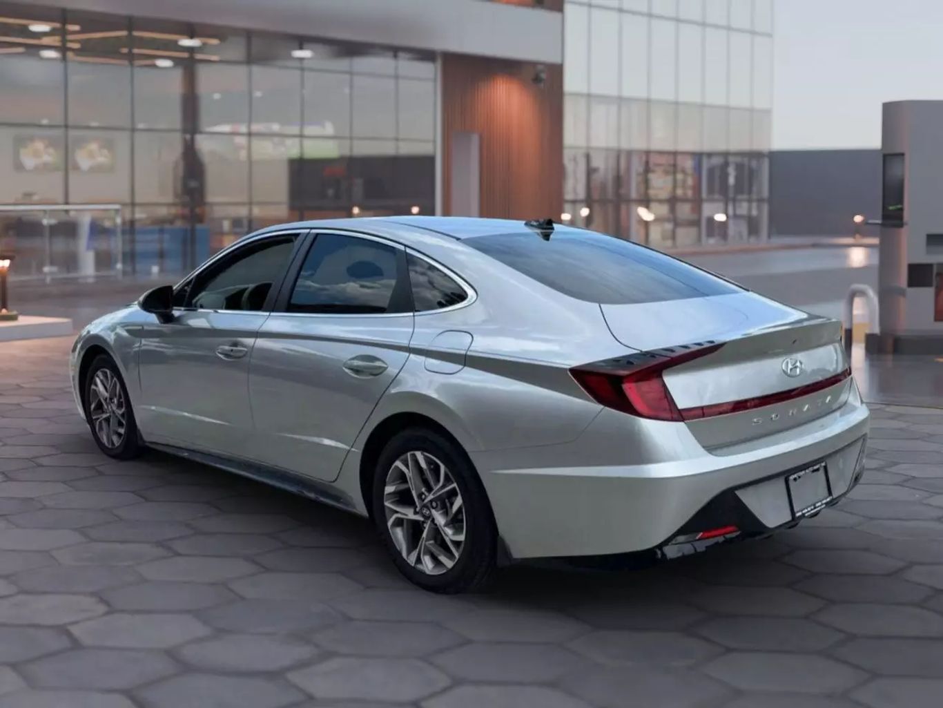 2021 HYUNDAI SONATA SEDAN 4-CYL, 2.5 LITER SEL SEDAN 4D
