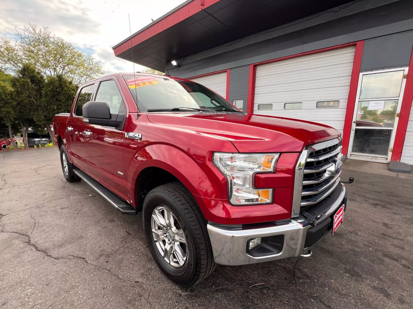 2015 Ford F150 Supercrew Cab - Image 2