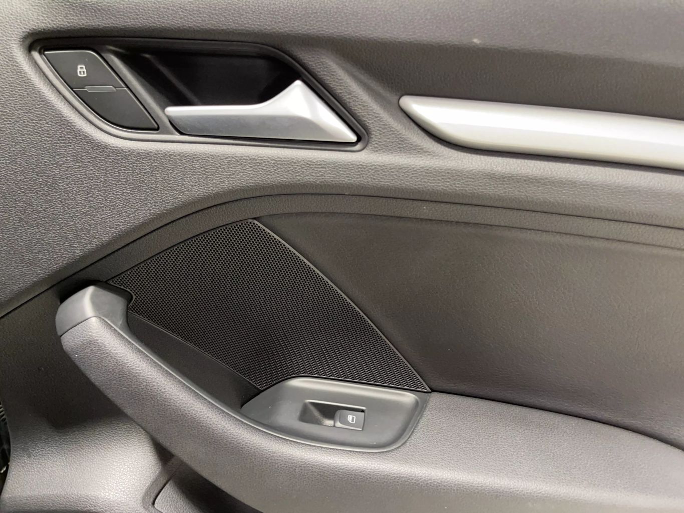 2015 AUDI A3 SEDAN 4-CYL, TURBO, 2.0 LITER 2.0T PREMIUM SEDAN 4D