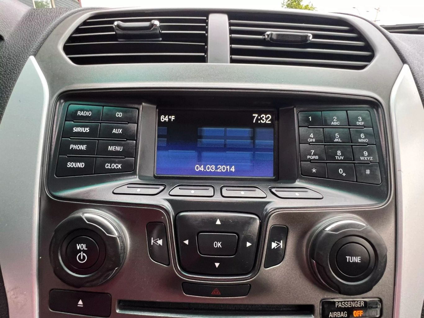 2015 Ford Explorer - Image 16