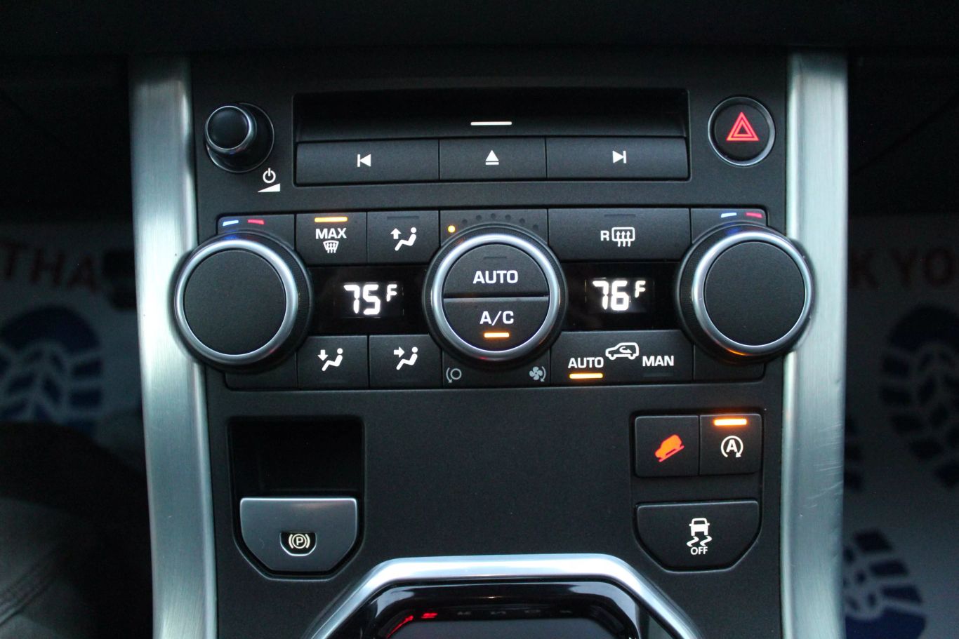 2016 Land Rover Range Rover Evoque Se Sport Utility 4d - Image 31