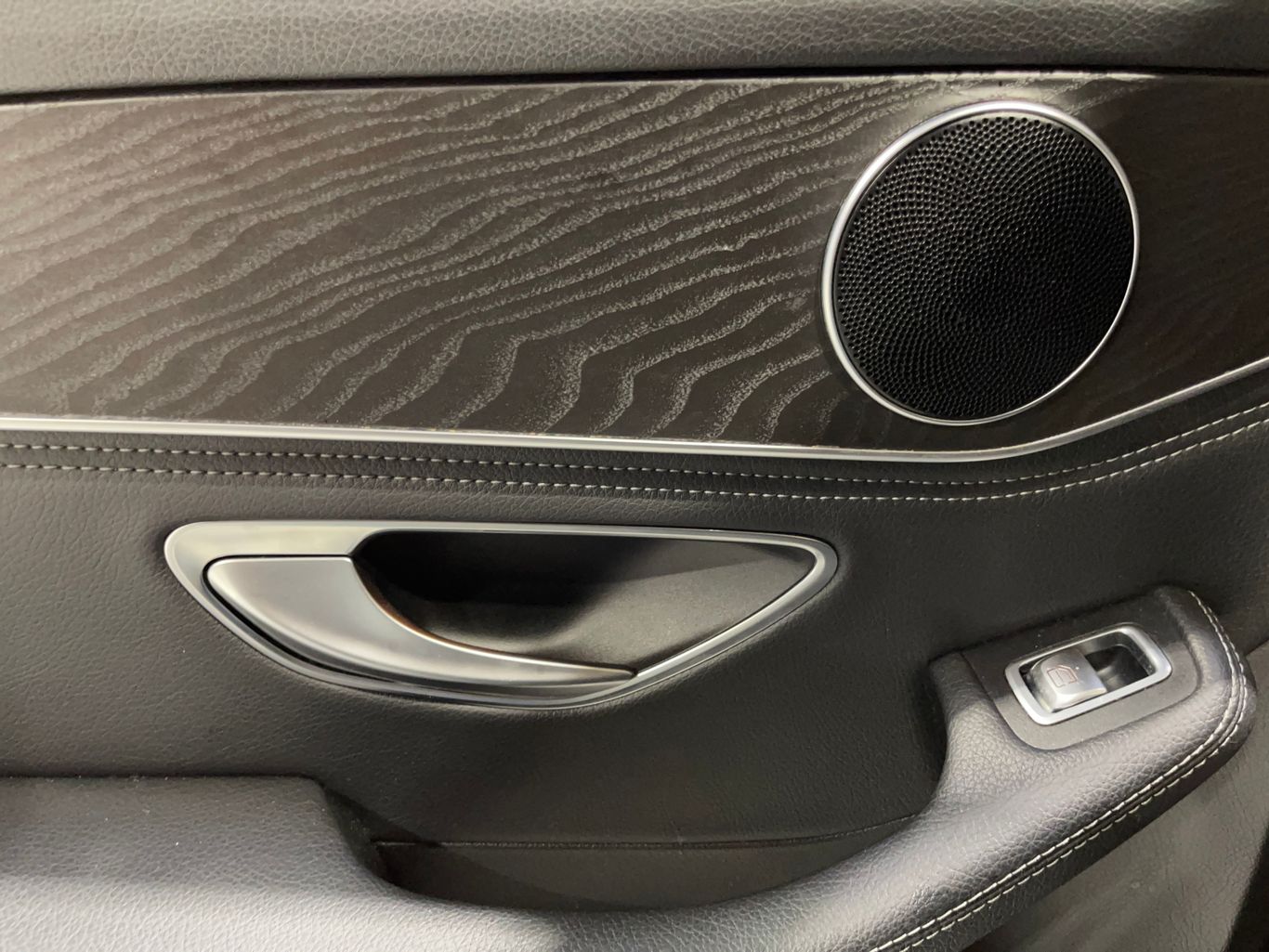 2016 MERCEDES-BENZ C-CLASS SEDAN 4-CYL, TURBO, 2.0 LITER C 300 SEDAN 4D