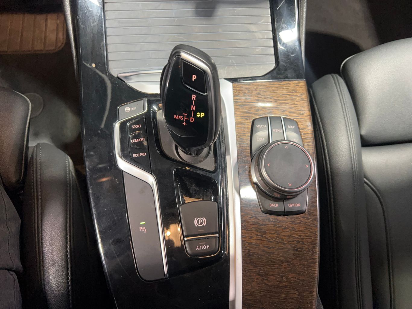2019 BMW X3 SUV 4-CYL, TURBO, 2.0 LITER SDRIVE30I SPORT UTILITY 4D