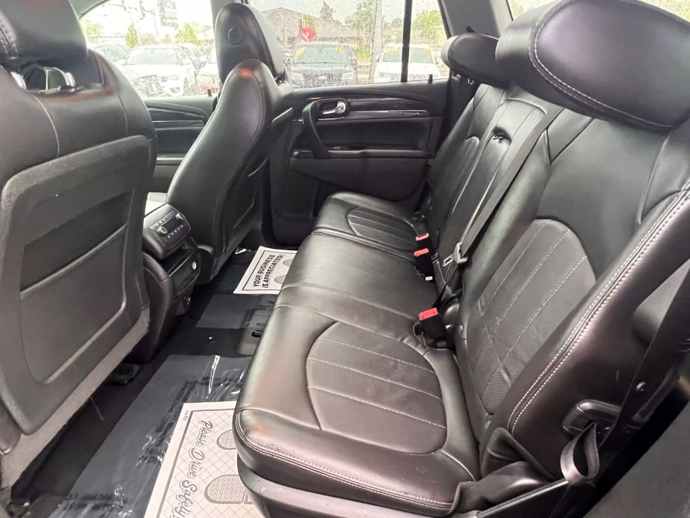 2017 Buick Enclave - Image 12