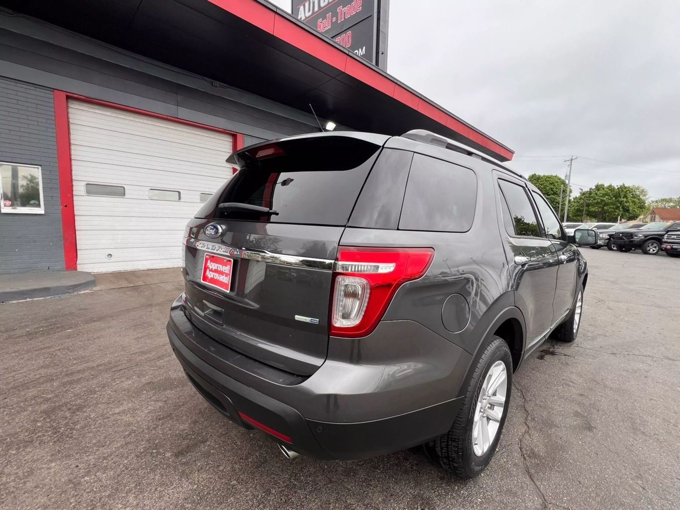 2015 Ford Explorer - Image 8