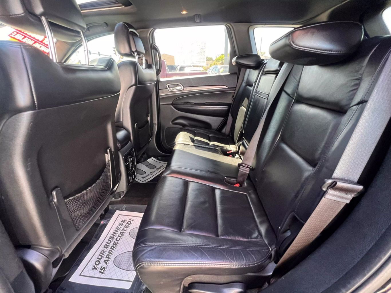 2019 Jeep Grand Cherokee - Image 12