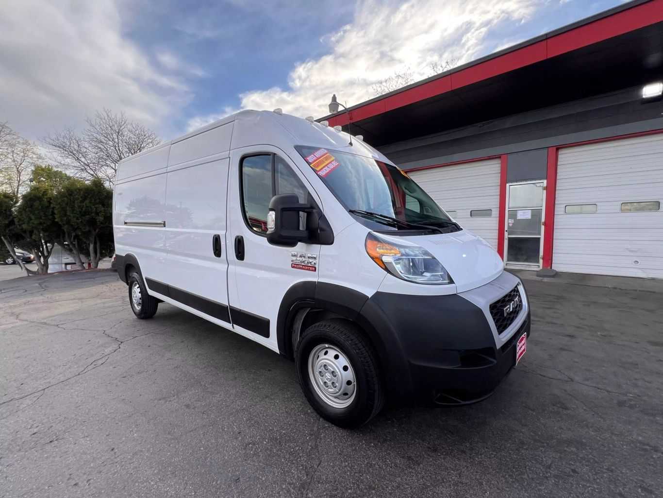 2021 Ram Promaster Cargo Van - Image 2
