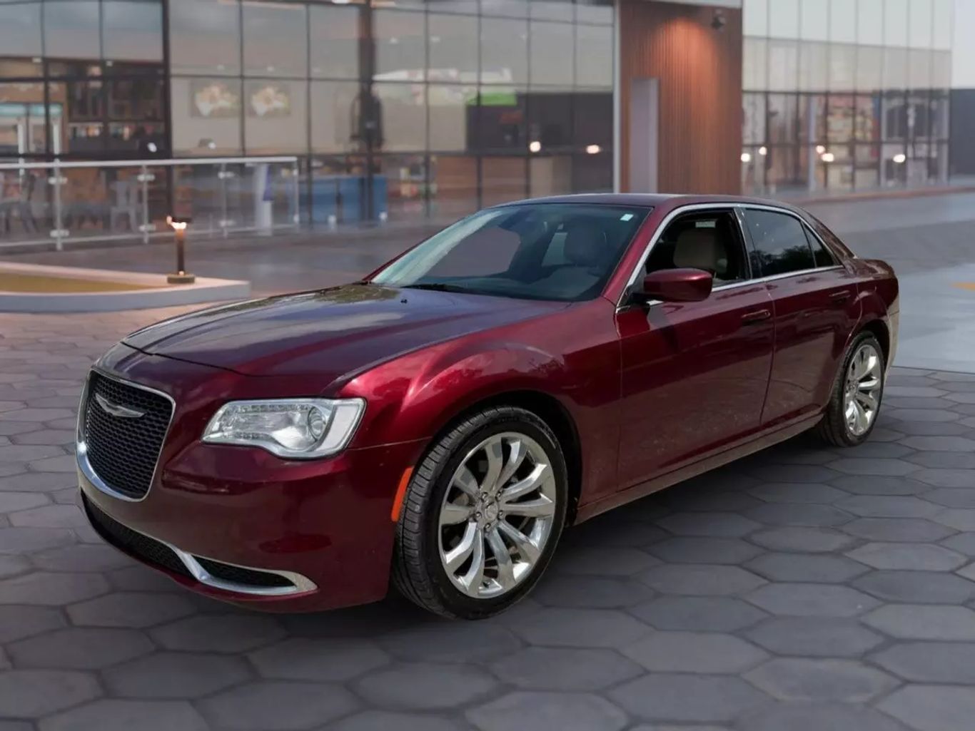2017 CHRYSLER 300 SEDAN V6, 3.6 LITER 300 LIMITED SEDAN 4D