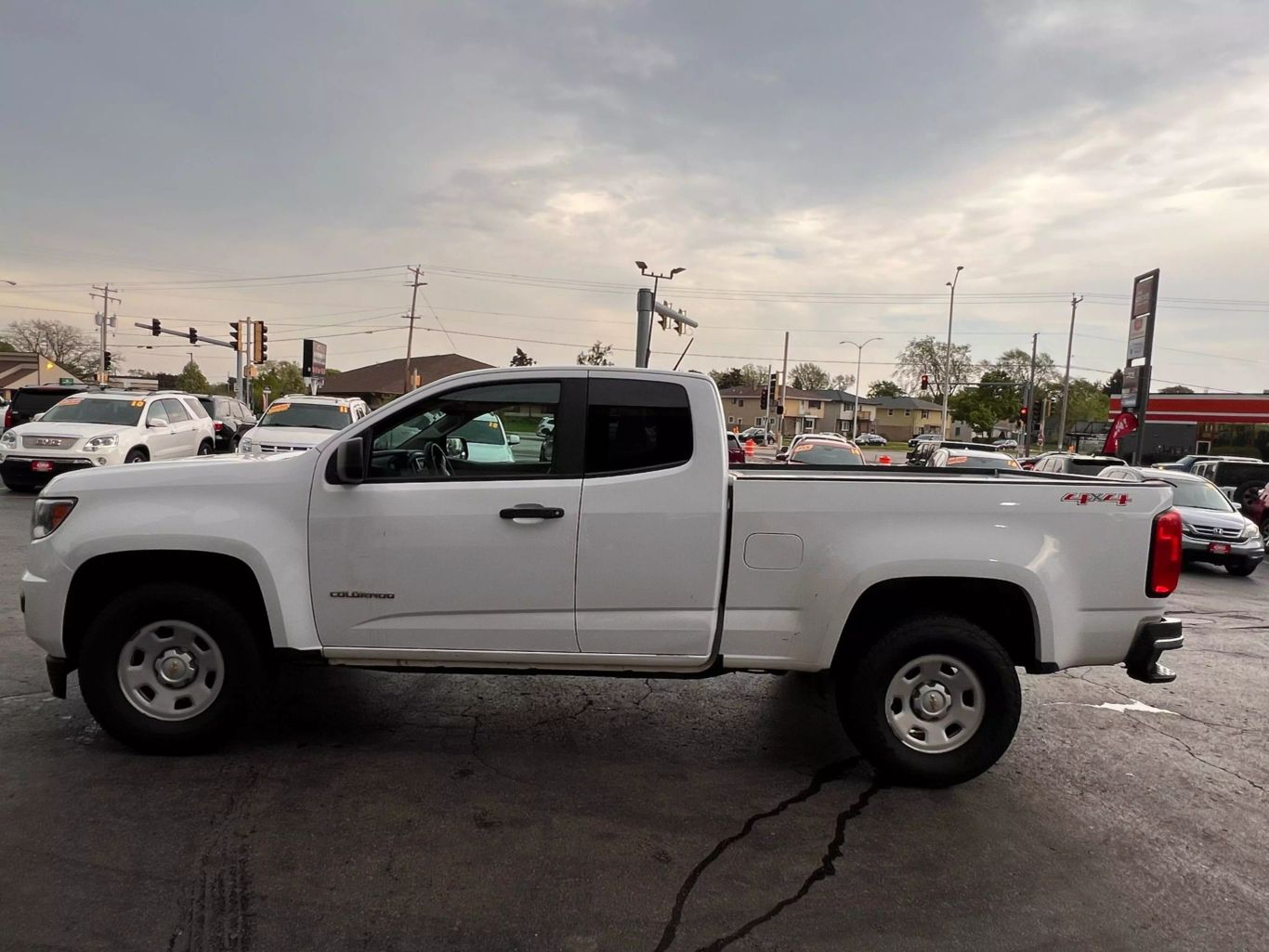 2018 Chevrolet Colorado Extended Cab - Image 7