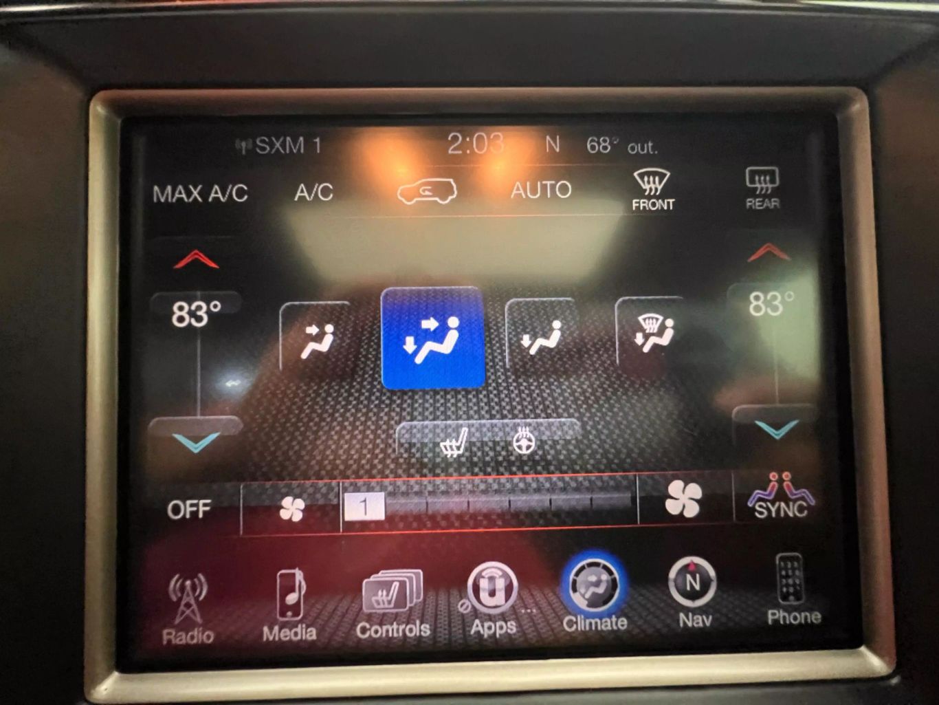 2014 Jeep Grand Cherokee - Image 17