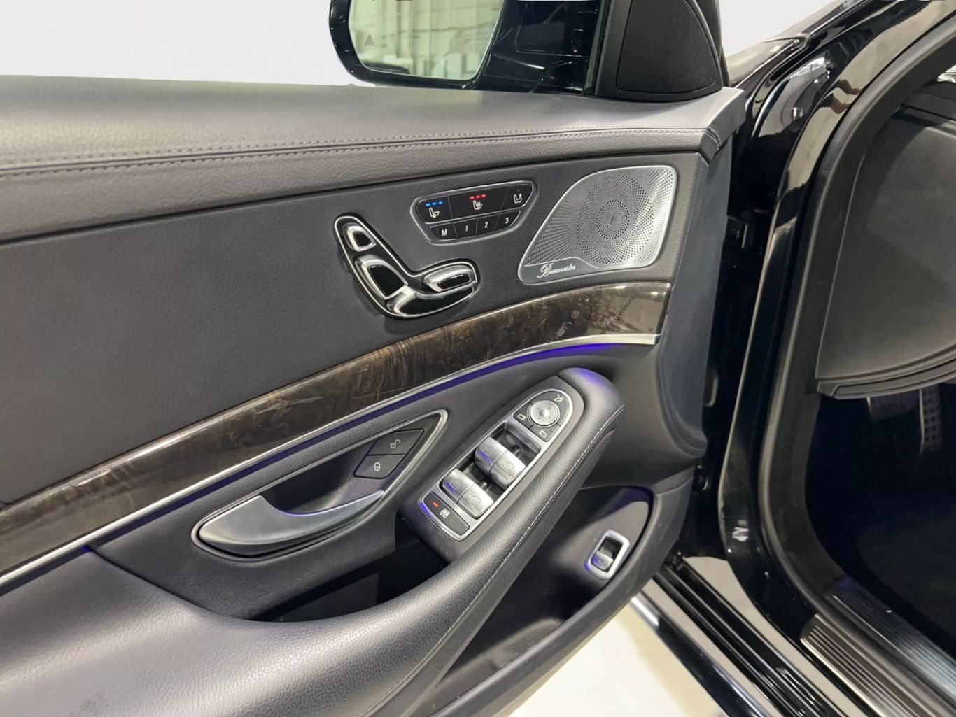 2017 MERCEDES-BENZ S-CLASS SEDAN V8, TWIN TURBO, 4.7 LITER S 550 SEDAN 4D
