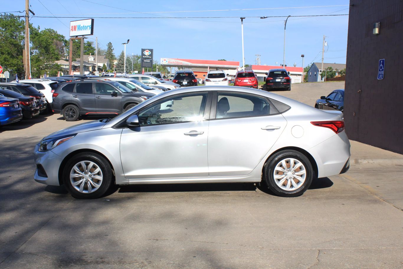 2019 Hyundai Accent Se Sedan 4d - Image 4
