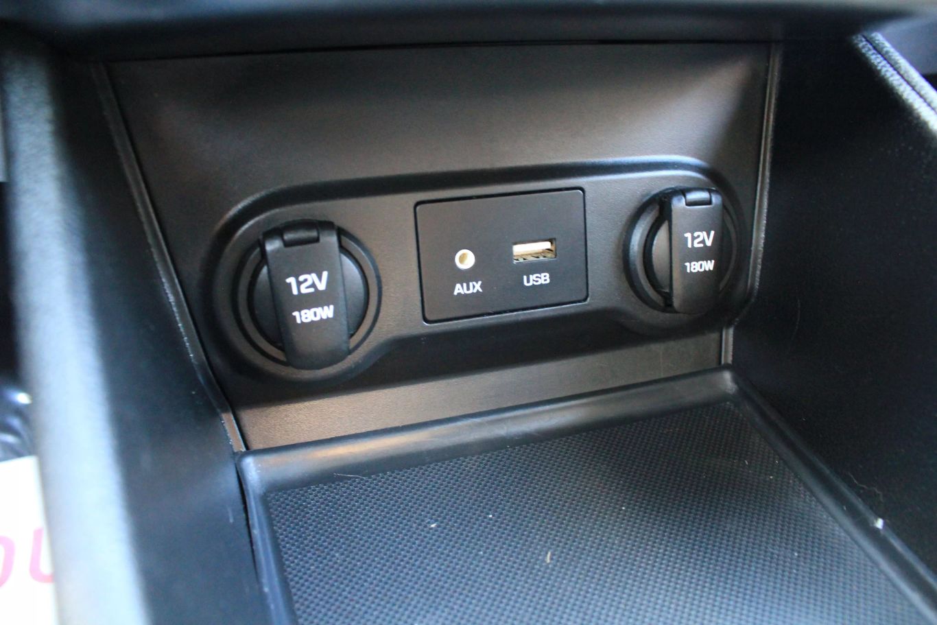 2019 Hyundai Accent Se Sedan 4d - Image 31