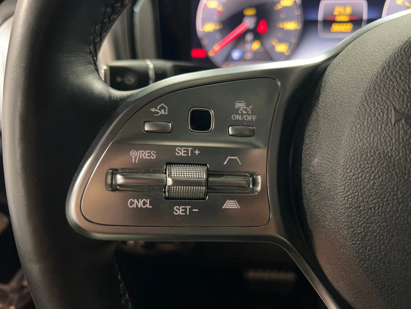 2019 MERCEDES-BENZ G-CLASS SUV V8, TWIN TURBO, 4.0 LITER G 550 SPORT UTILITY 4D