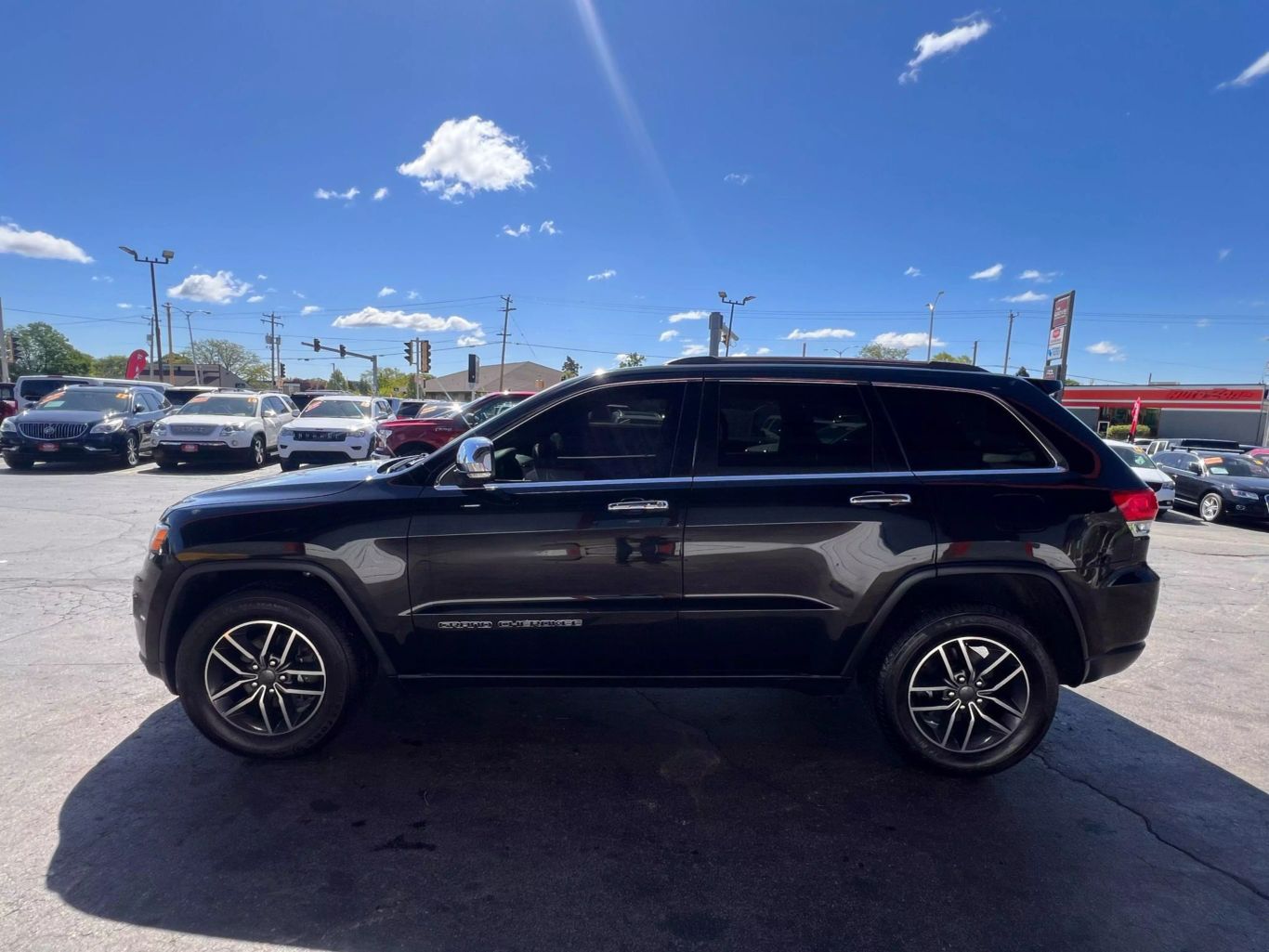 2019 Jeep Grand Cherokee - Image 7