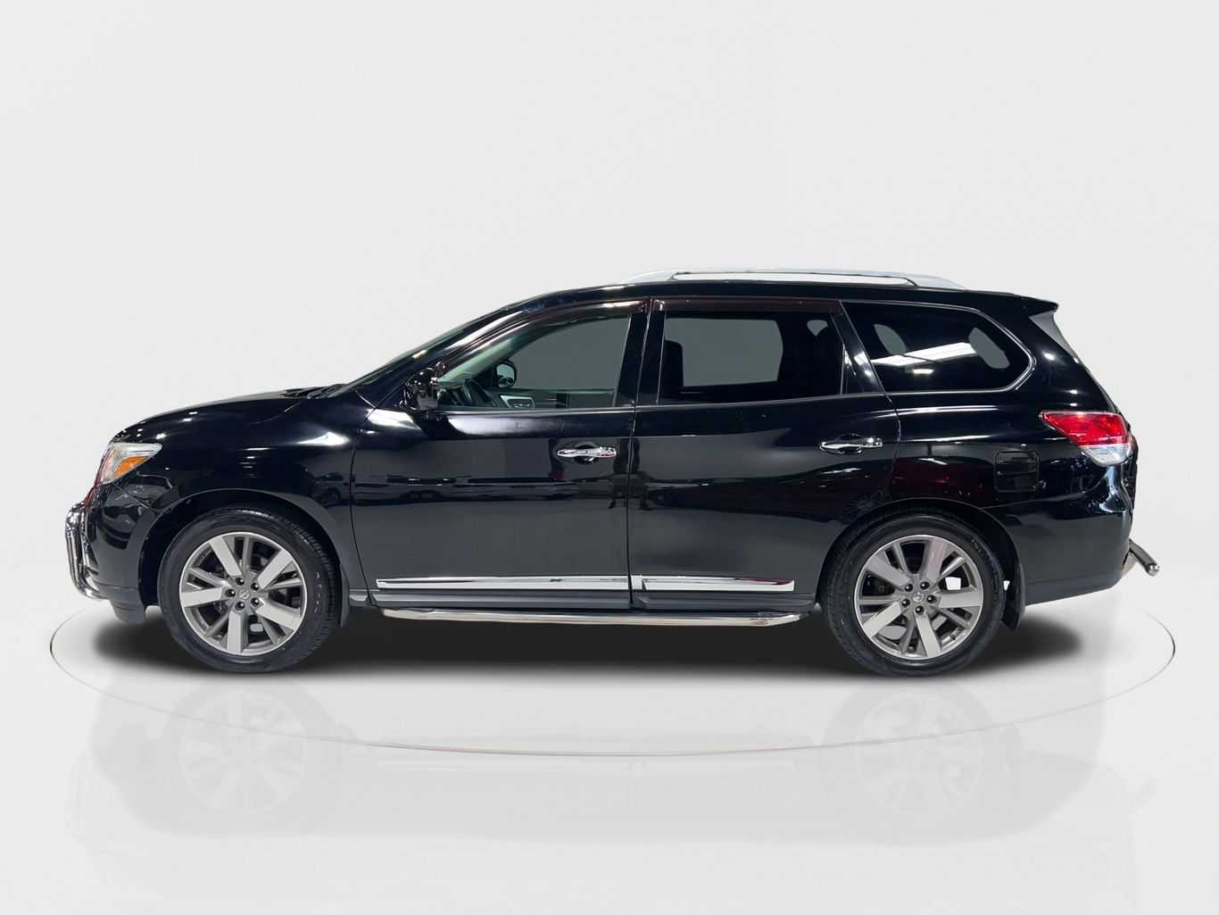 2014 NISSAN PATHFINDER SUV V6, 3.5 LITER PLATINUM SPORT UTILITY 4D