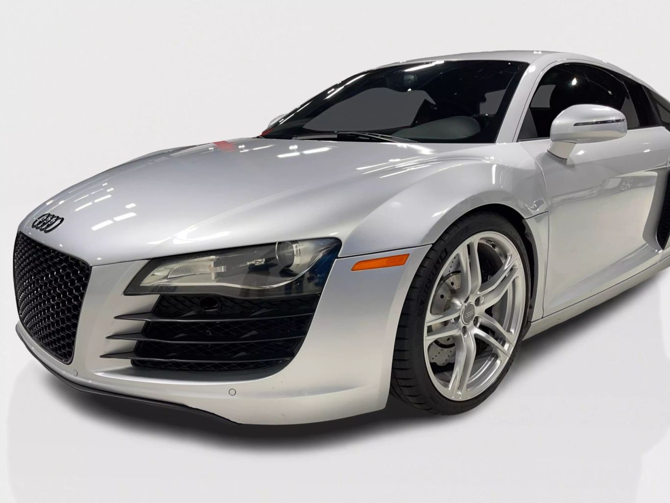 2009 AUDI R8 COUPE V8, 4.2 LITER QUATTRO COUPE 2D
