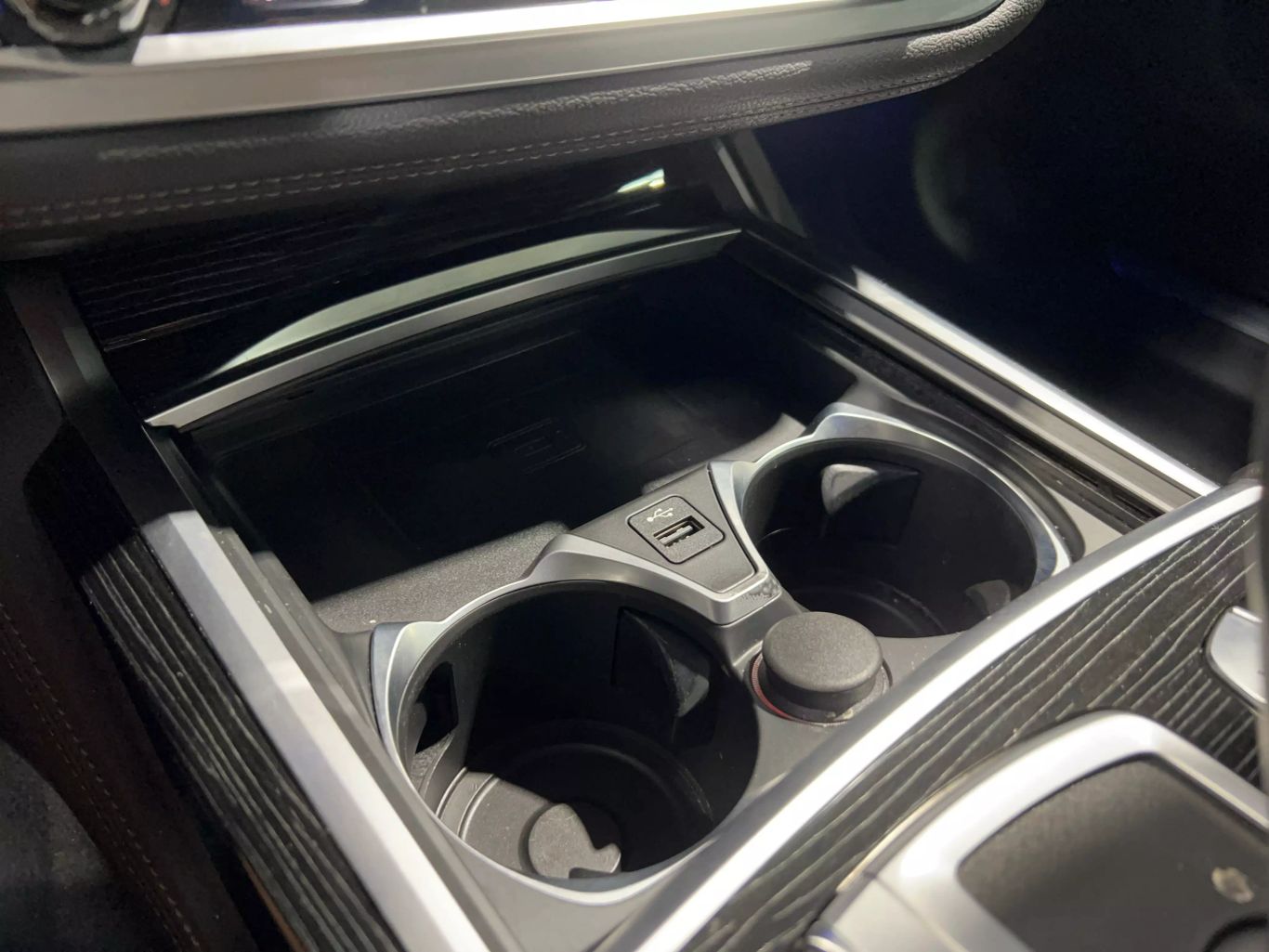 2020 BMW 7 SERIES SEDAN V8, TWIN TURBO, 4.4 LITER 750I XDRIVE SEDAN 4D