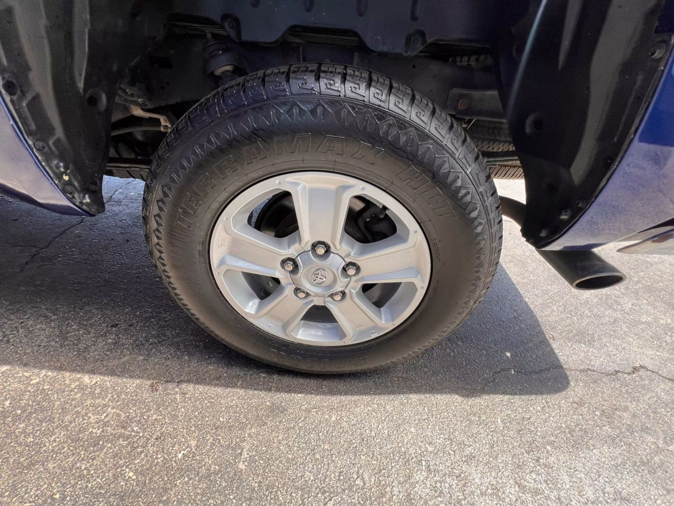 2014 Toyota Tundra Crewmax - Image 19