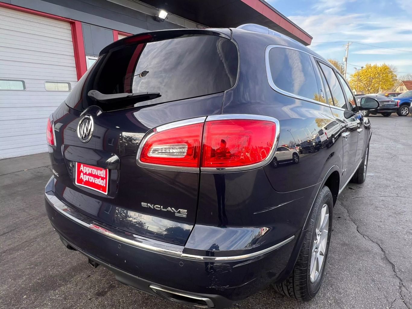 2017 Buick Enclave - Image 10
