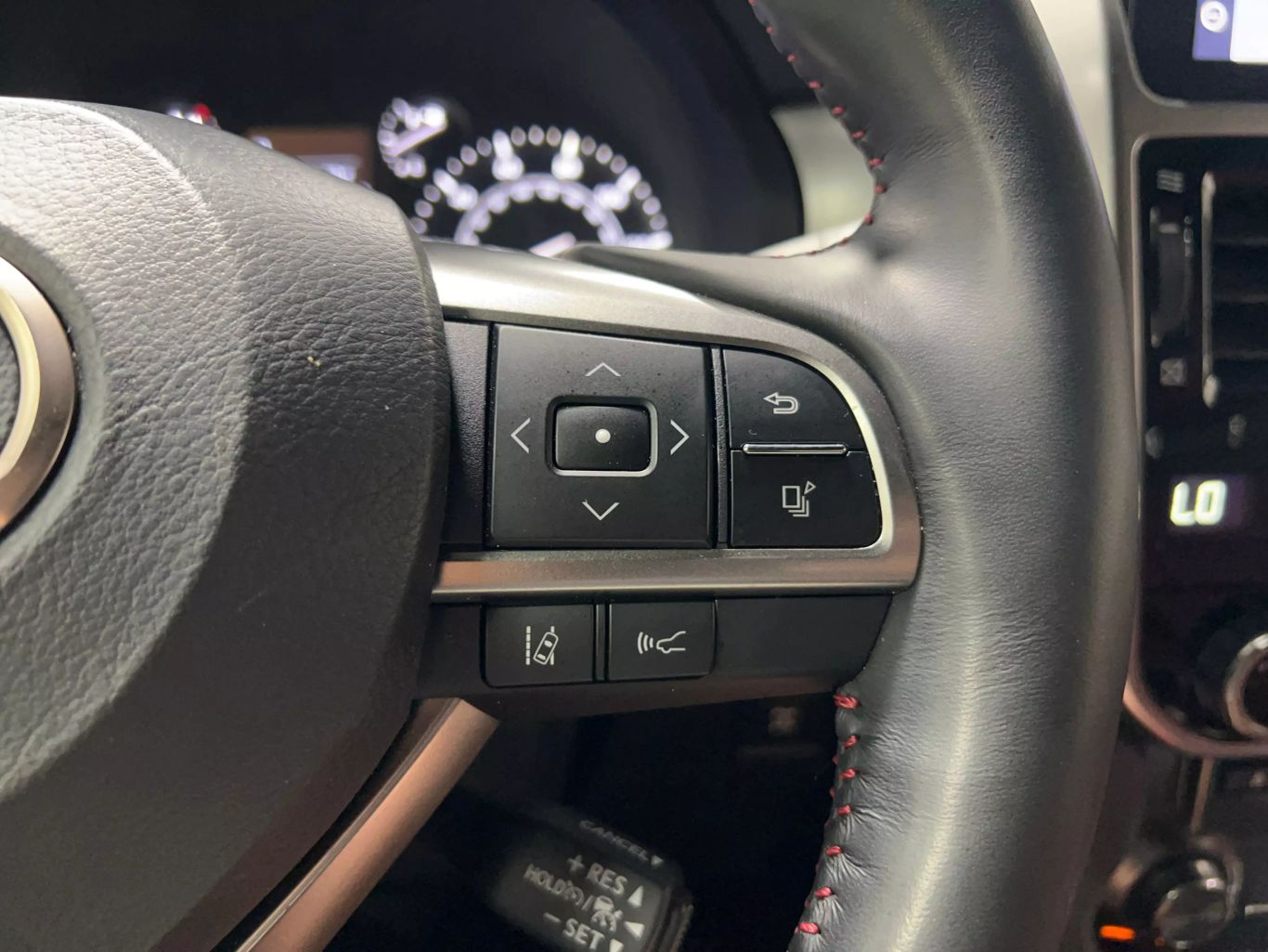 2023 LEXUS GX SUV V8, 4.6 LITER GX 460 SPORT UTILITY 4D