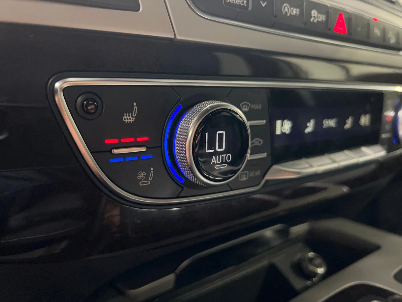 2019 AUDI Q7 SUV 4-CYL, TURBO, 2.0 LITER 45 TFSI PREMIUM PLUS SPORT UTILITY 4D