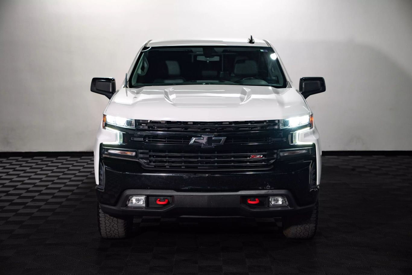 Used 2020 Chevrolet Silverado 1500 LT Trail Boss with VIN 3GCPYFED2LG367438 for sale in Tempe, AZ