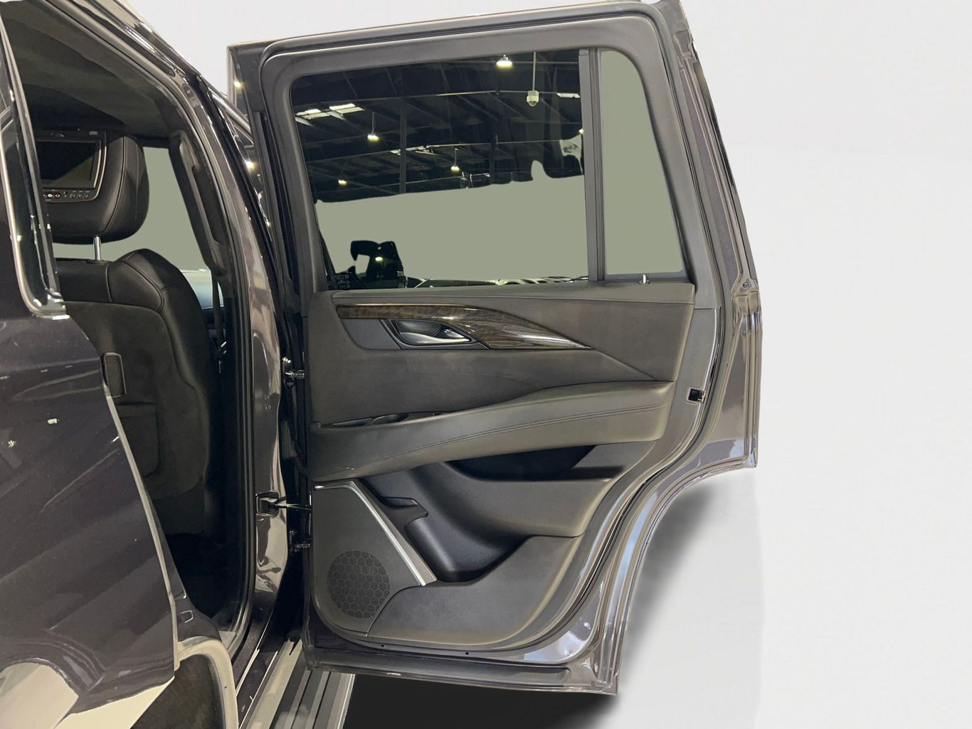 2018 CADILLAC ESCALADE SUV V8, 6.2 LITER PLATINUM SPORT UTILITY 4D