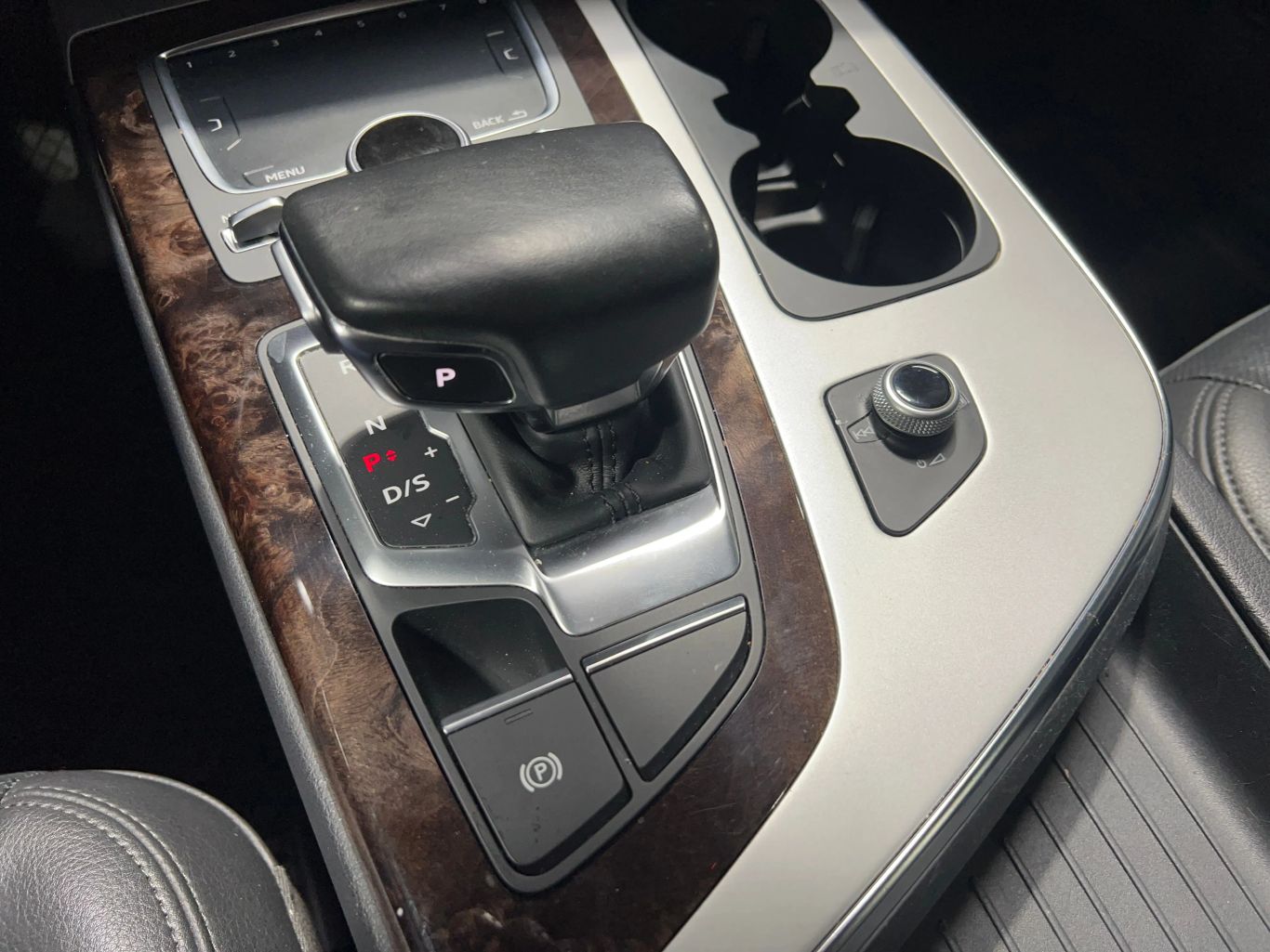 2019 AUDI Q7 SUV 4-CYL, TURBO, 2.0 LITER 45 TFSI PREMIUM PLUS SPORT UTILITY 4D