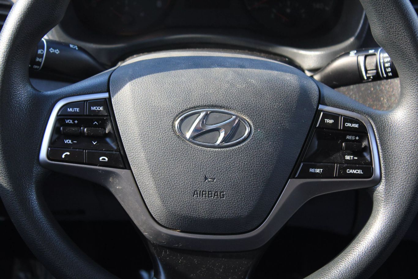2019 Hyundai Accent Se Sedan 4d - Image 14