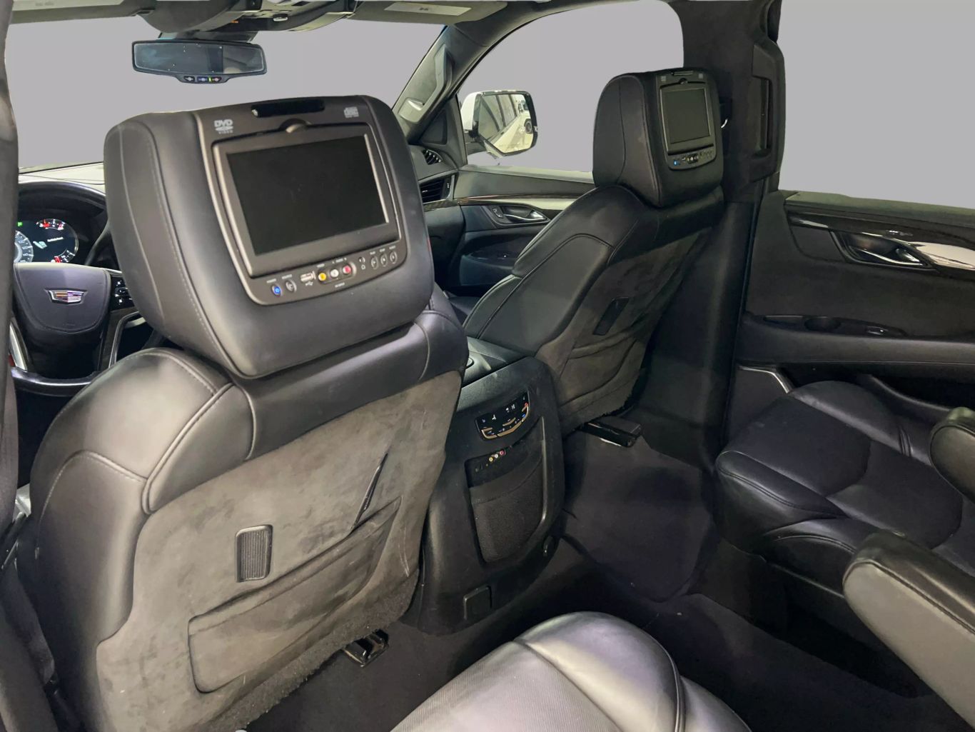 2016 CADILLAC ESCALADE SUV V8, 6.2 LITER PLATINUM SPORT UTILITY 4D