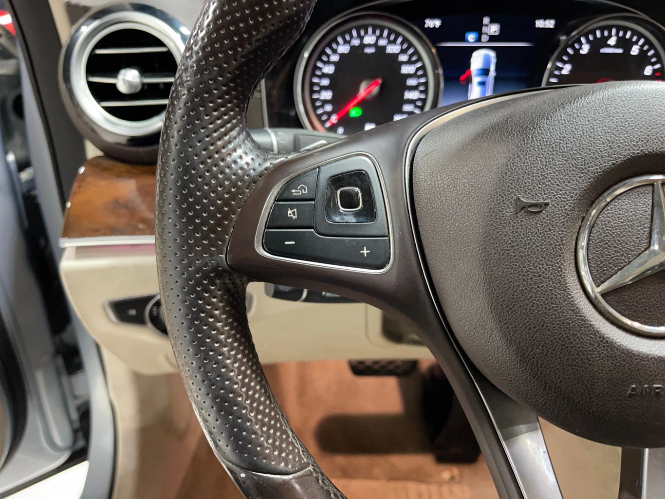 2017 MERCEDES-BENZ E-CLASS SEDAN 4-CYL, TURBO, 2.0 LITER E 300 4MATIC SEDAN 4D