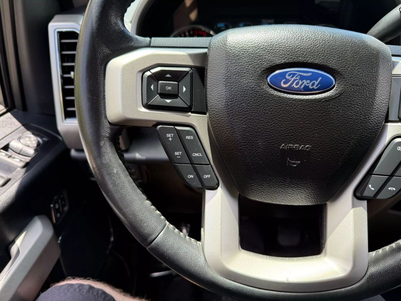2018 FORD F-150 PICKUP 2.7L V6 ECOBOOST ENGINE CREW CAB LARIAT ECOBOOST 4WD 2.7L V6 TURBO