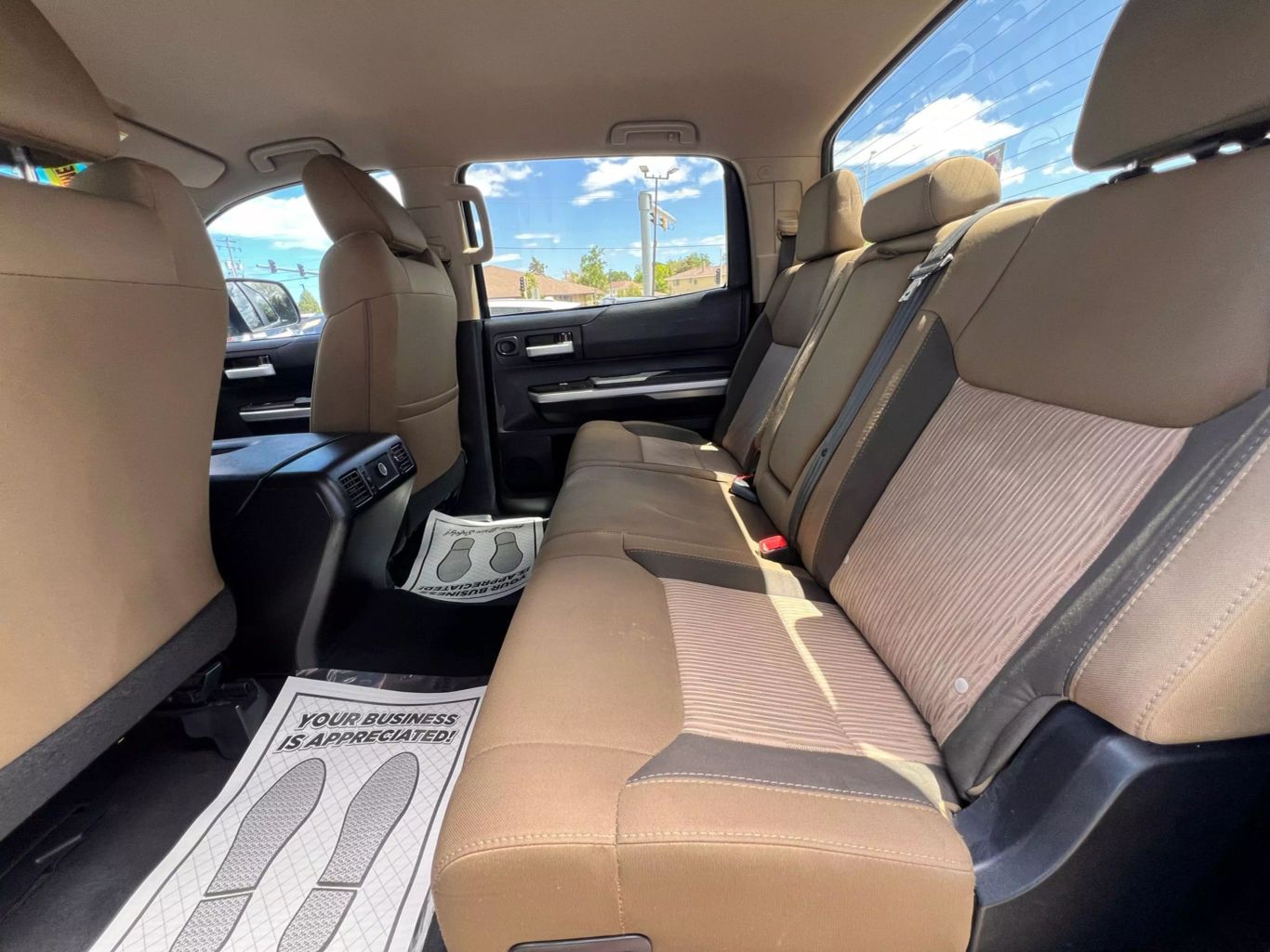 2014 Toyota Tundra Crewmax - Image 12