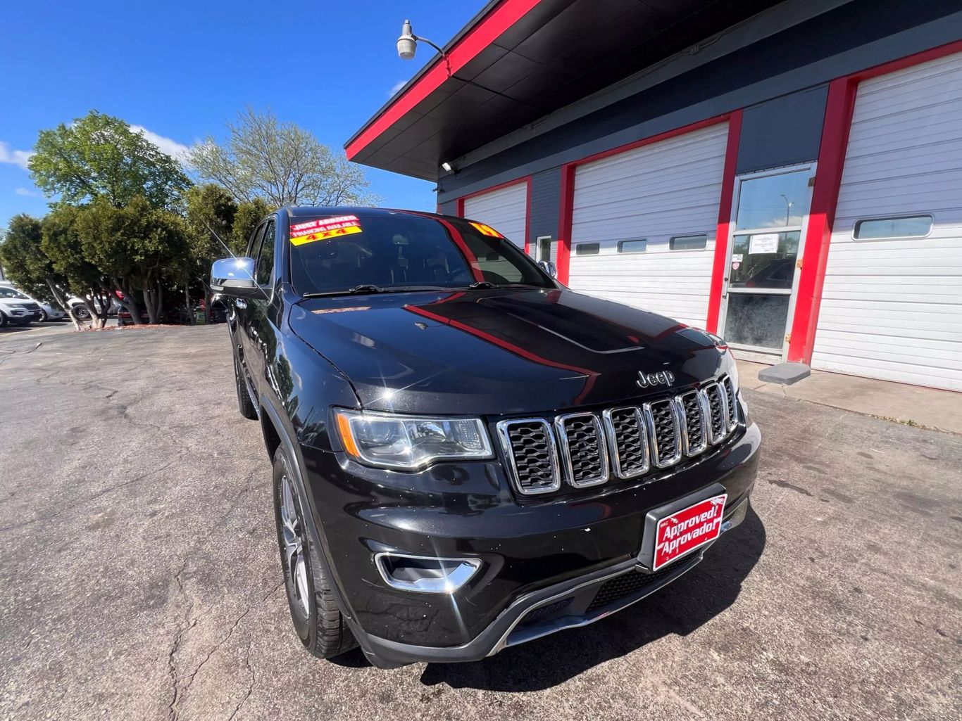 2019 Jeep Grand Cherokee - Image 3