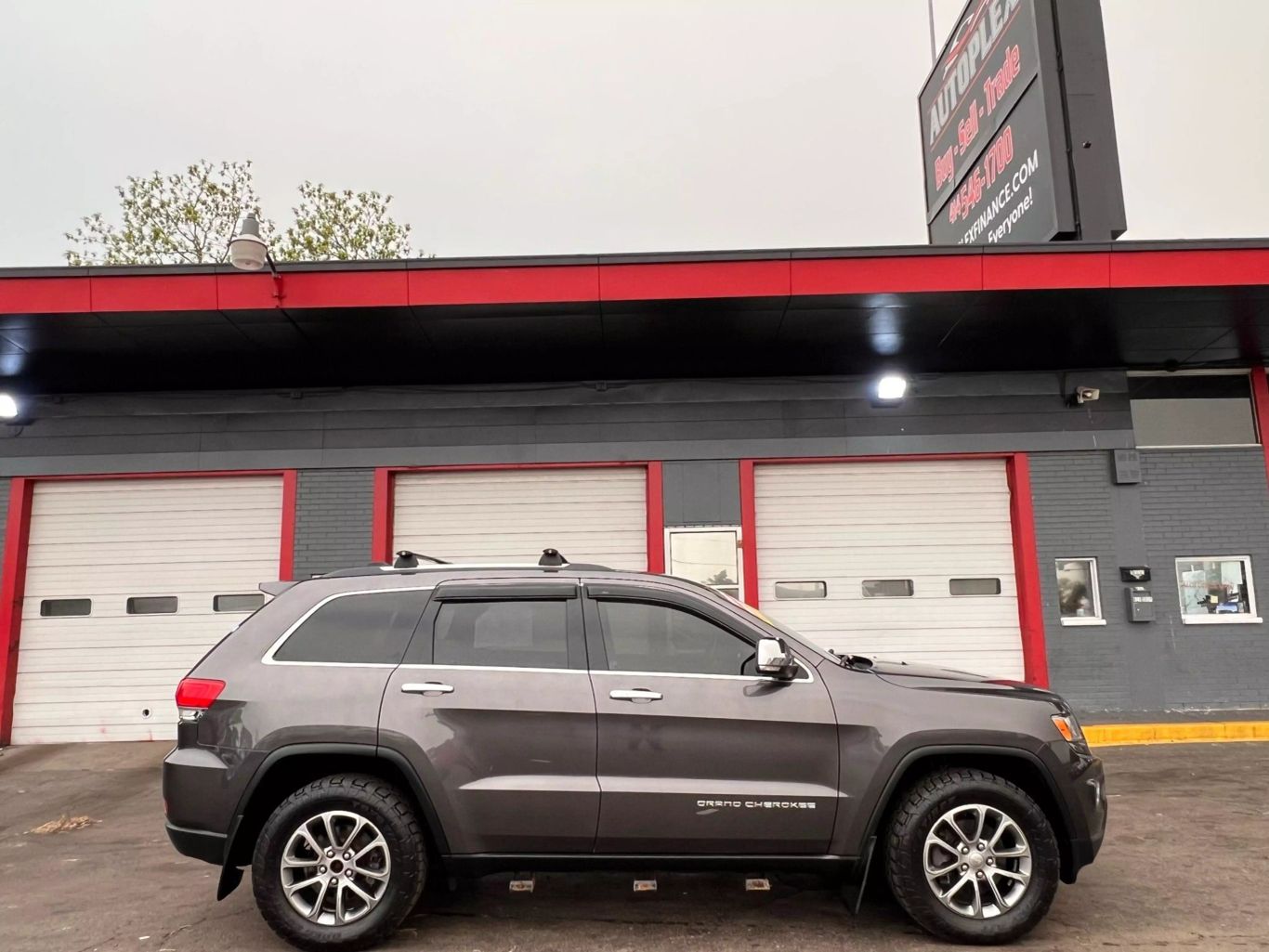 2014 Jeep Grand Cherokee - Image 1