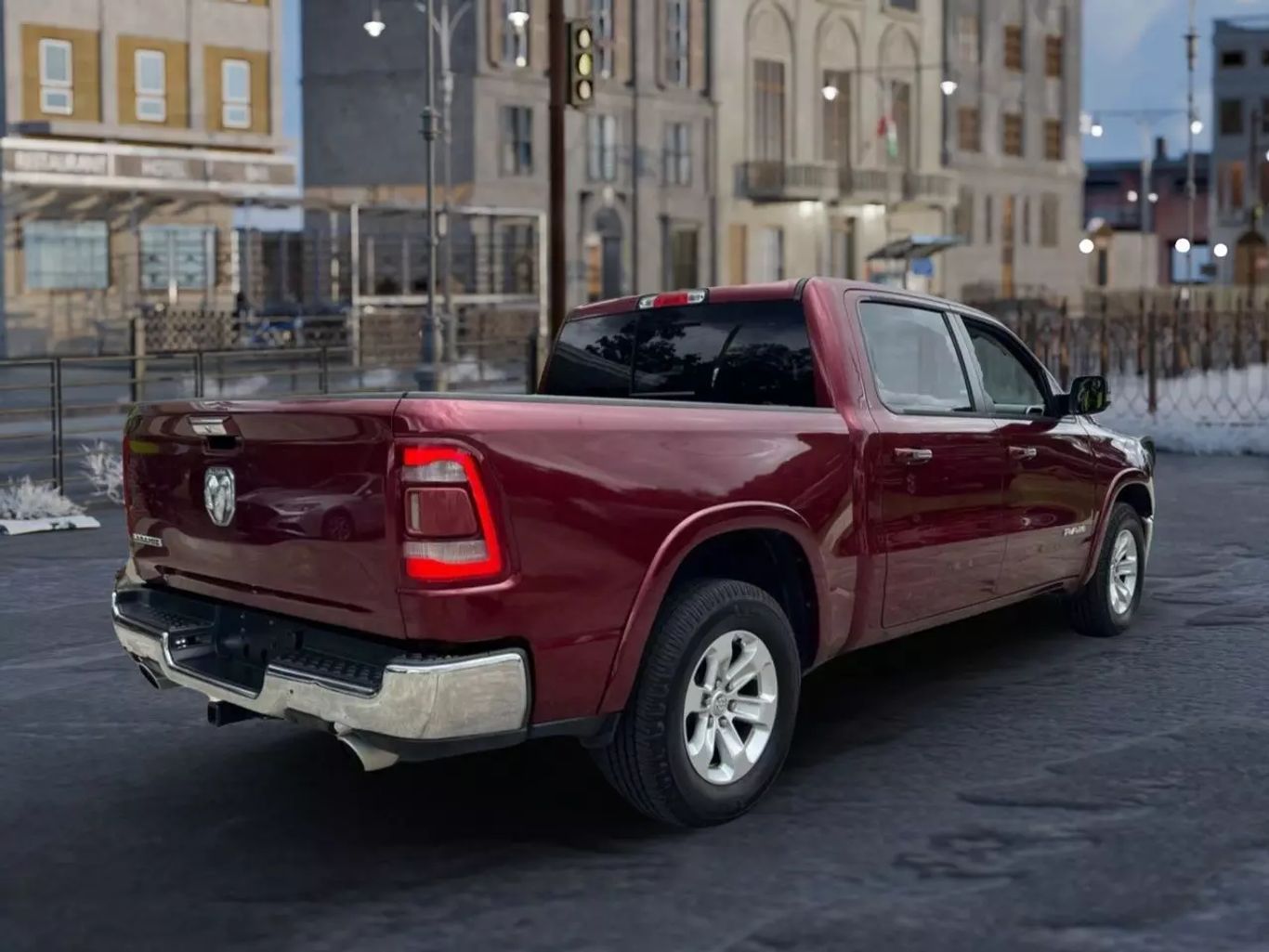 2019 RAM RAM 1500 PICKUP V8 5.7L GASOLINE CREW CAB LARAMIE 5.7L V8