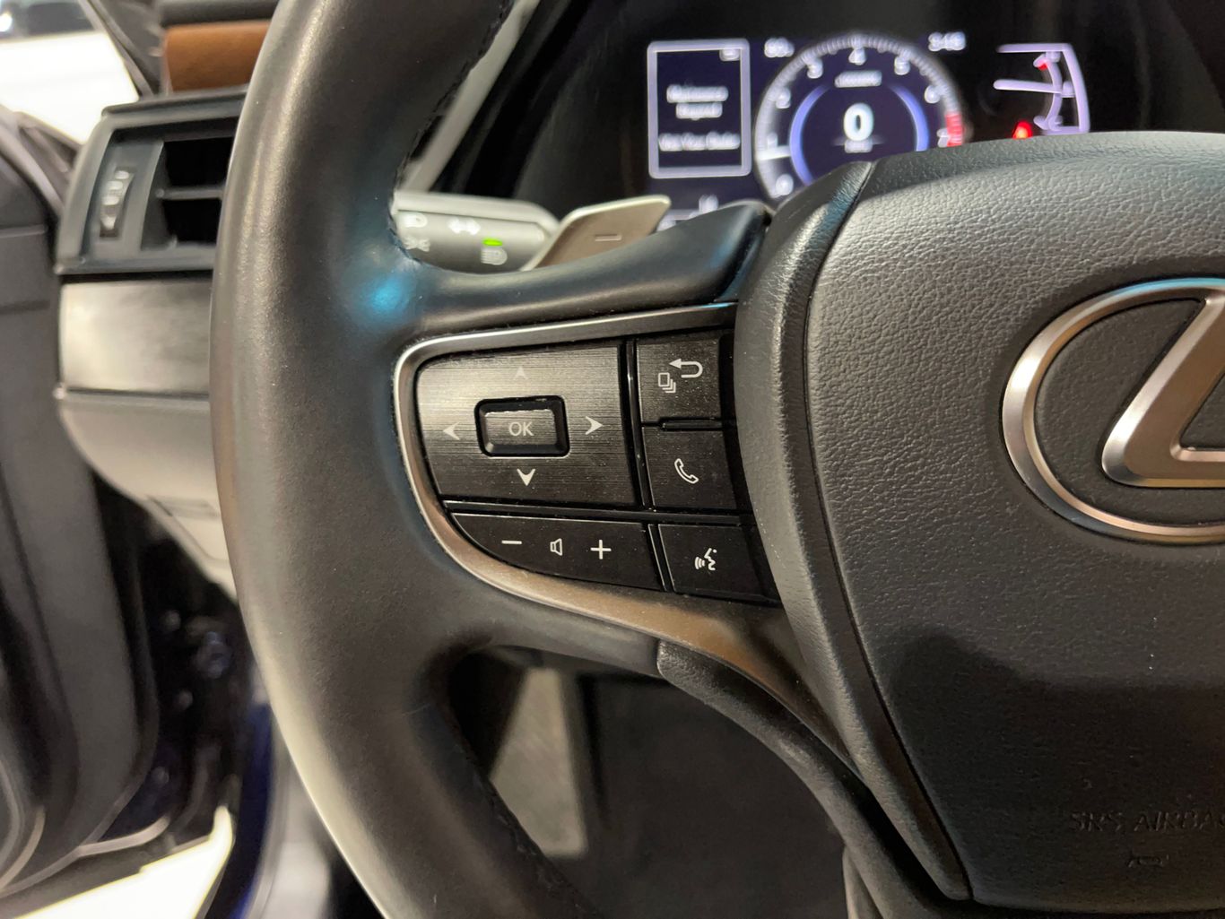 2022 LEXUS ES SEDAN V6, 3.5 LITER ES 350 SEDAN 4D